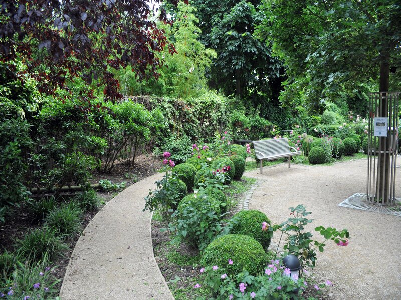 Mapesbury Dell 