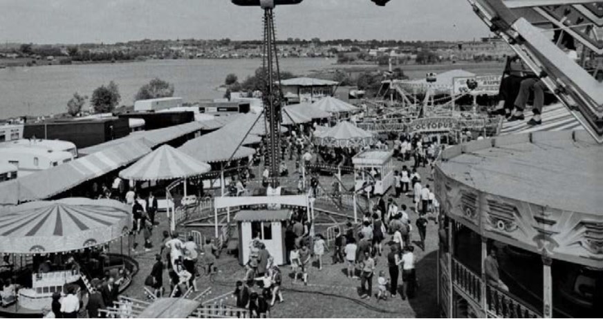 Black and white photo  of Welsh Harp with fair